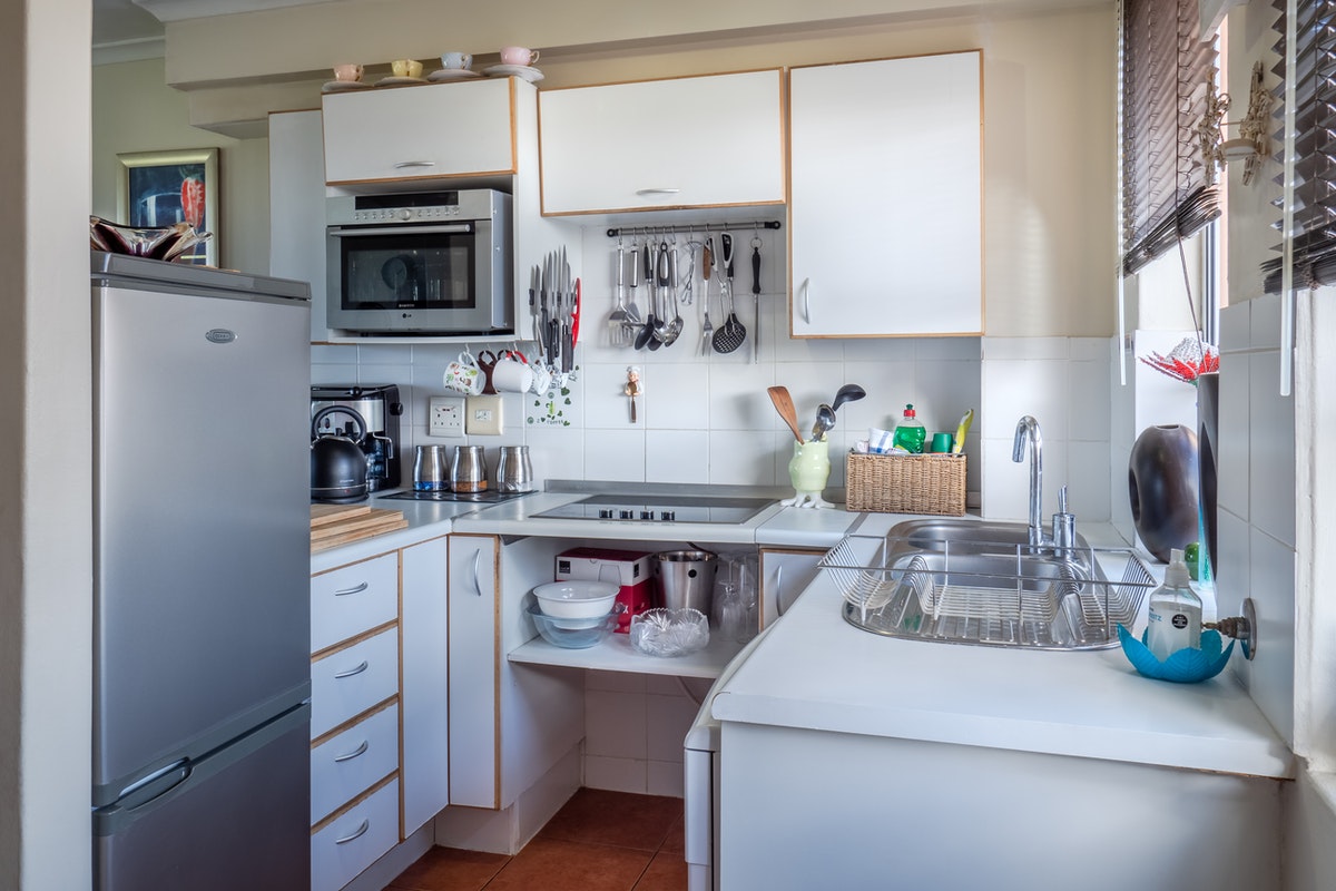 Kitchen Supplies and Appliances to Expect in Corporate Housing